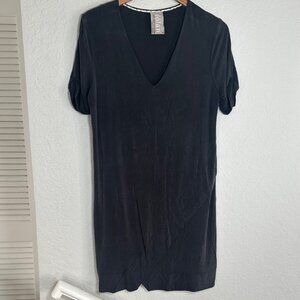 Dolan Left Coast Black Short Sleeve V Neck Dress Cupro Stretchy Layer Hem